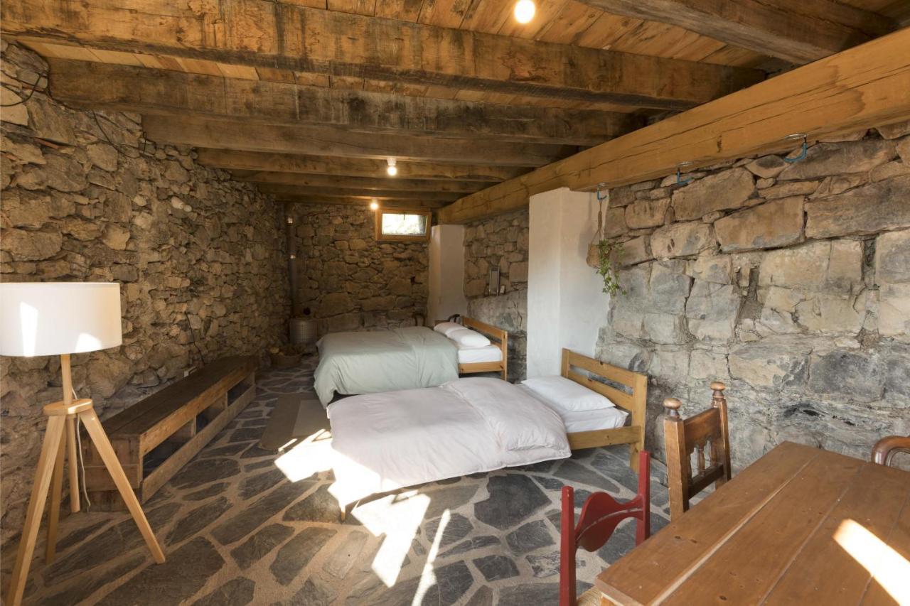 Mas Rural El Negre Hostel Ogassa Ngoại thất bức ảnh