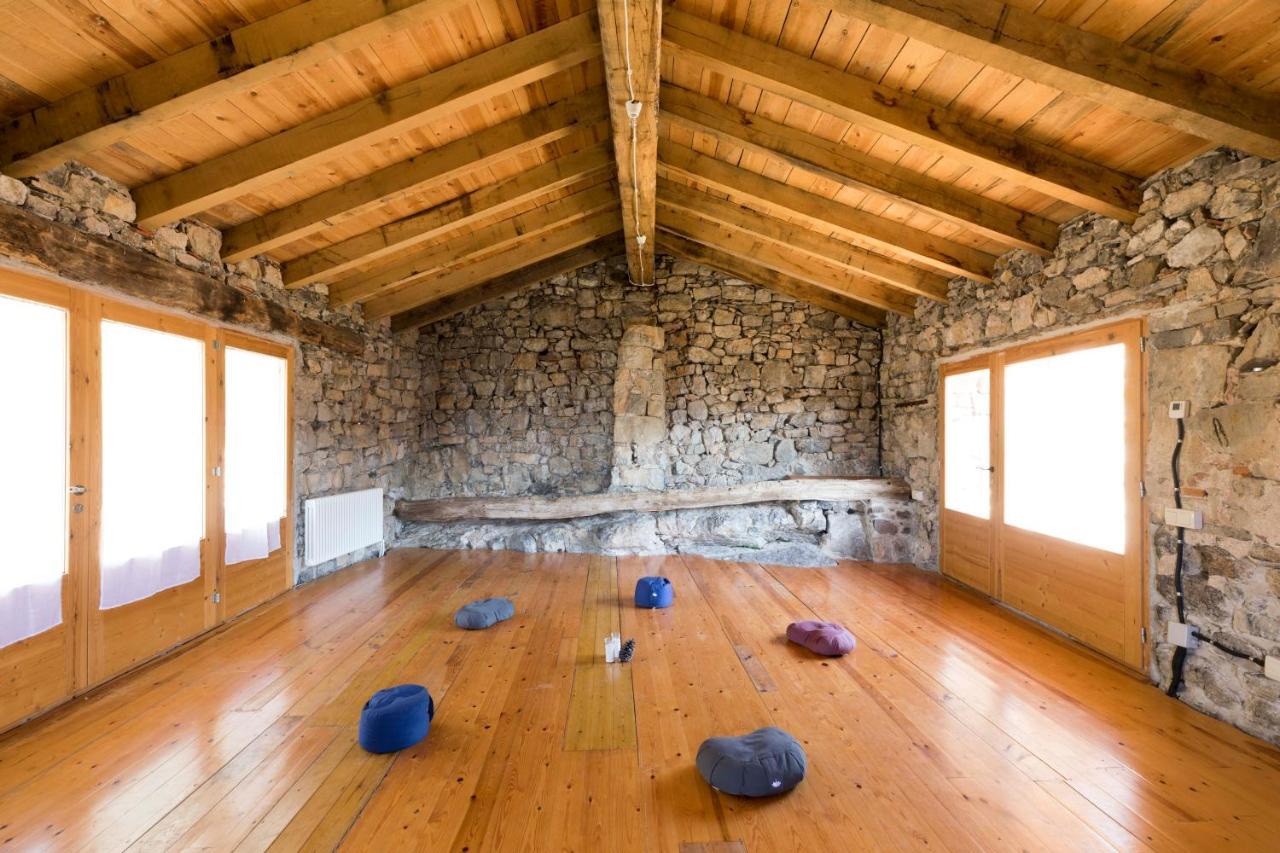 Mas Rural El Negre Hostel Ogassa Ngoại thất bức ảnh