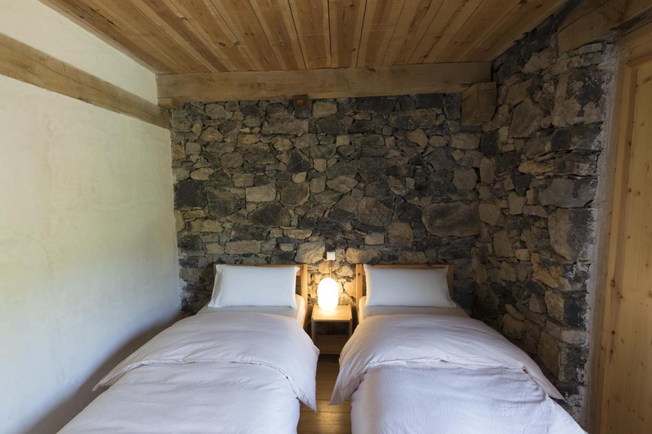 Mas Rural El Negre Hostel Ogassa Ngoại thất bức ảnh